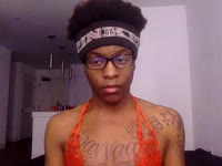 Adventurist, Exhibitionist and very chill Let