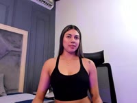 I am that fantasy that comes alive when the lights go out and the camera turns on. For many, I am a company, desire, mystery and complicity. But for me, each visit is an opportunity to connect, play, talk and explore everything you imagine ... or you still don