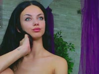 Skinny and petite girl, with green eyes, tattoes who love to enjoy and paly
