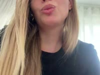 Your goddess, Not only sexy and beautiful, but also the sorceress of your fantasies.