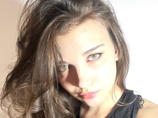 naughty cam girl BriandaLudwic
