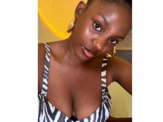 live webcam model EleanorVee