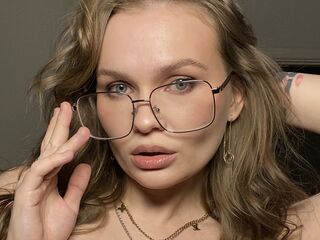 camgirl sex photo KattyWests