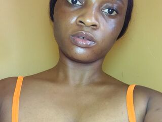 naked camgirl masturbating KiaBianca