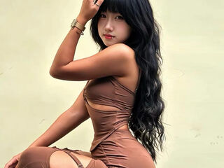 camgirl live LouiseEve