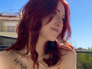 hot naked camgirl MilaFlame