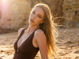 girl NikkiTenerovich