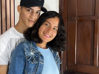 nude camgirl oral sex CnadyAndOliver