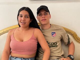 adultcam couple SalomeAndYimi