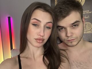 adult couple sex chat VikkiGeorge