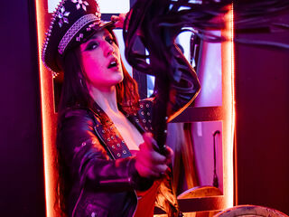 bdsm cam girl live sex show CleodoraNoir