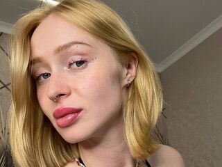 naughty cam girl fingering pussy AdeleAllens