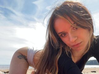 camslut naked AgataMilk