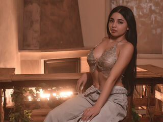 camwhore shaved pussy AishaObsession