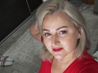 live striptease AlexaMaddow