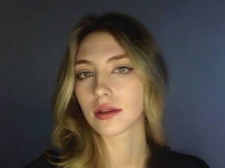 hot naked webcamgirl AmyHuckabey