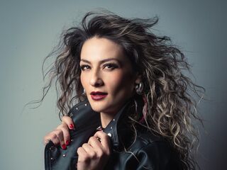 chat room live cam AryTorres