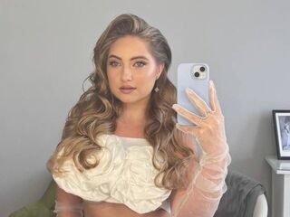 cam chatroom BernieceWarmath