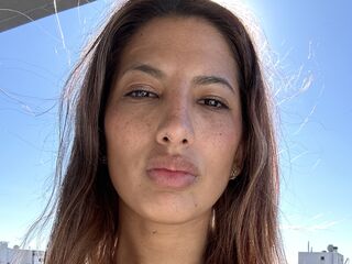 beautiful girlcam CarisimaVictoria