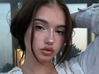 webcam girl chatroom CarlosRayna