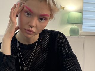 beautiful girlcam CarmeliaPolyak