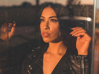 camwhore shaving pussy CassFox