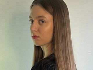 naughty camwhore ChanellGawrys