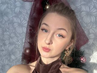 hot naked webcamgirl CharoletteHeckle