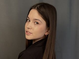 chat room livesex DarlineAugeri