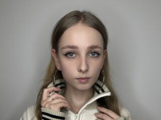 camgirl chat room DessieBusche