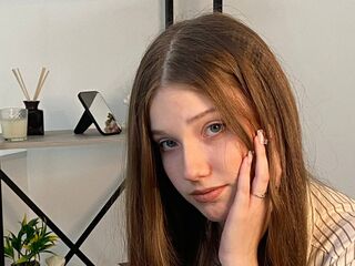 camwhore shaving pussy DonellaSantore