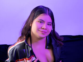 hot cam play ElaraBlake