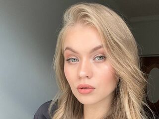 webcamgirl sexchat ElaraBrooks