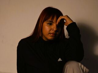 live chat room EliseVargas