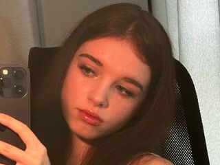 free nude live show ElzaStern