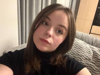 camgirl chat room EsterBlue