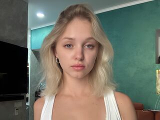 masturbating EveMorrison
