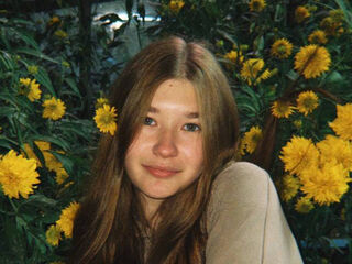 shaved pussy cam GemaWiddows