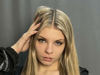 hot strip tease webcam GlendaLabeau