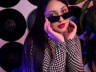 nude camgirl pic HanniClark