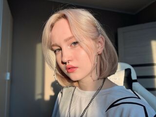 girl webcamsex IleneDrones