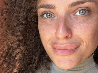 flirt chat room IvanaRoss