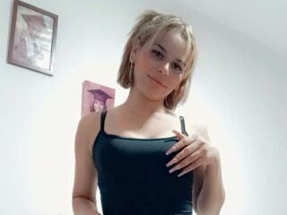 topless webcam girl JanetLarson