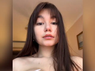 hot girl webcam JuliaCutee