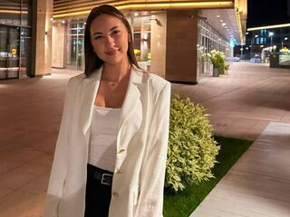 beautiful girlcam KaranAreas