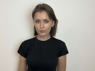 sexy camgirl picture KariErpelding