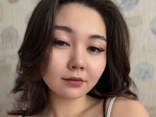 cam girl showing tits KrissyHarbick