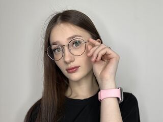 adult webcam LatriciaSuet