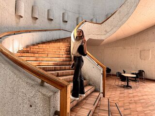 hot camslut LauraSnok