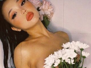 sexwebcam LeonaBellmont